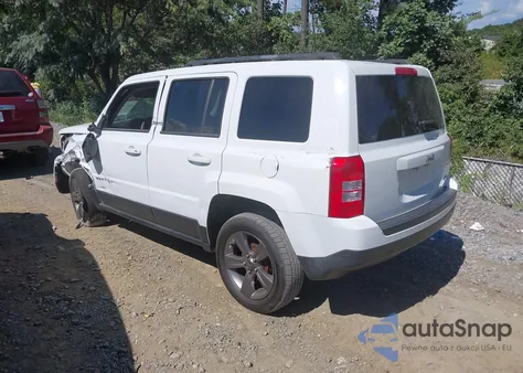 2014 Jeep Patriot High Altitude z USA, uszkodzony, nr VIN 1C4NJPFA9ED682033